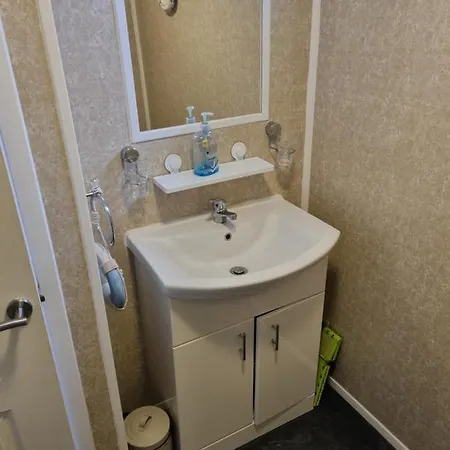 Chalet 81 South Shore Bridlington 2X Bedroom Detached Chalet Sleeps 4 Bessingby Exterior photo