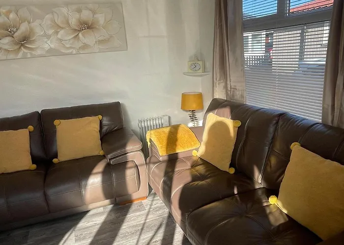 Chalet 81 South Shore Bridlington 2X Bedroom Detached Chalet Sleeps 4
